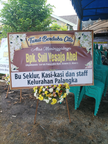 Karangan Bunga Duka universitaspgripalangkaraya 087748567736 – Ungkapan Belasungkawa yang Penuh Makn